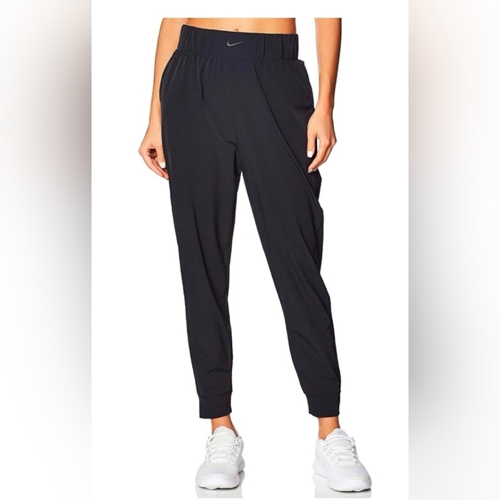Nike Bliss Luxe Training Joggers